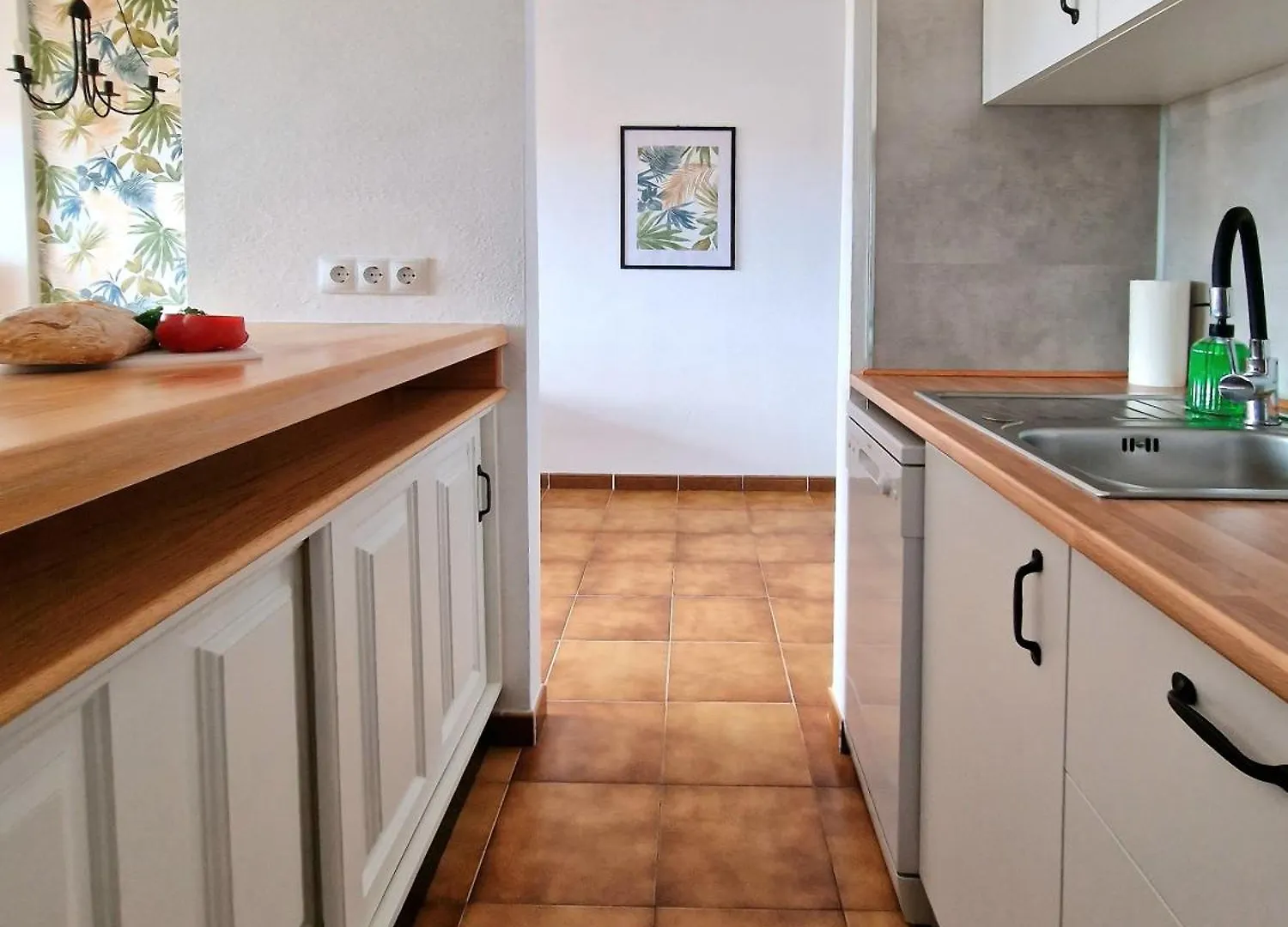 Strelitzia Apartment - Ocean View & Heated Pool San Miguel de Abona