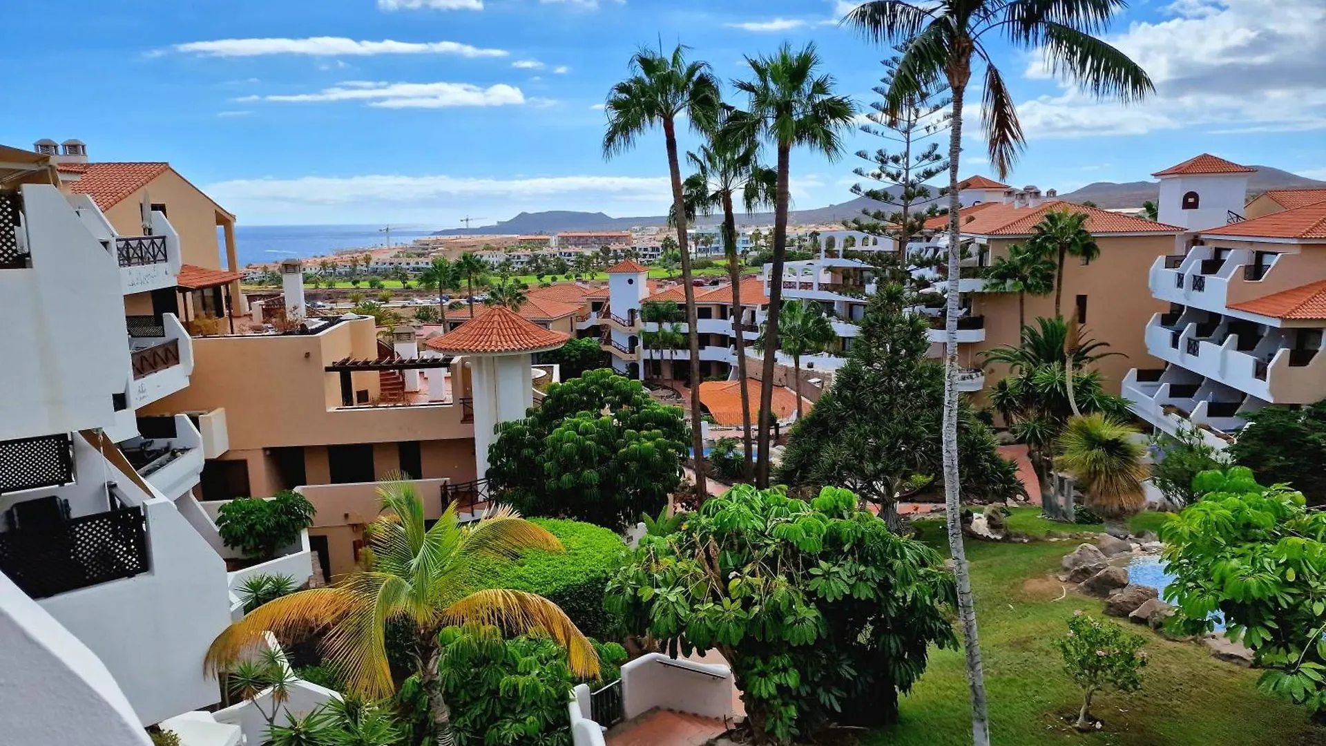Strelitzia Apartment - Ocean View & Heated Pool San Miguel de Abona