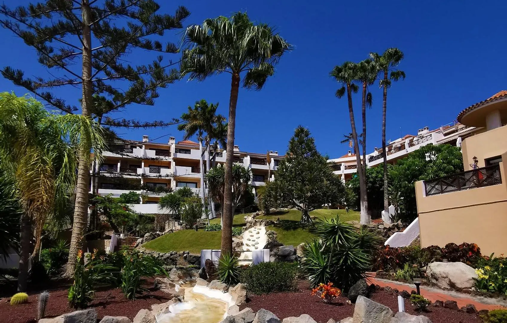Strelitzia Apartment - Ocean View & Heated Pool San Miguel de Abona 0*,  España